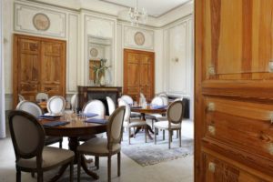 chateau-hotel-restaurant-lacanopee-chateaudepondres-gard-herault-villevieille-occitanie-evenement-anniversaire-mariage-seminaire