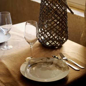 chateau-hotel-restaurant-lacanopee-chateaudepondres-gard-herault-villevieille-occitanie-evenement-anniversaire-mariage-seminaire