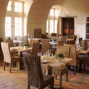 chateau-hotel-restaurant-lacanopee-chateaudepondres-gard-herault-villevieille-occitanie-evenement-anniversaire-mariage-seminaire